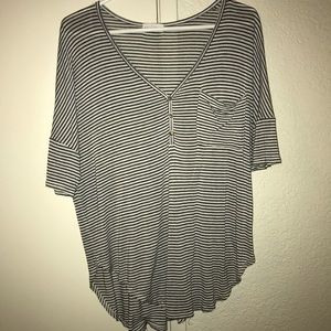 b&w striped tee shirt